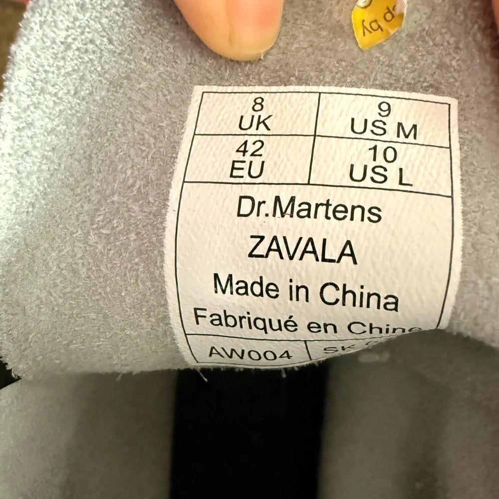 Dr. Martens Boots White  men size 9 Leather Zavala Boots
